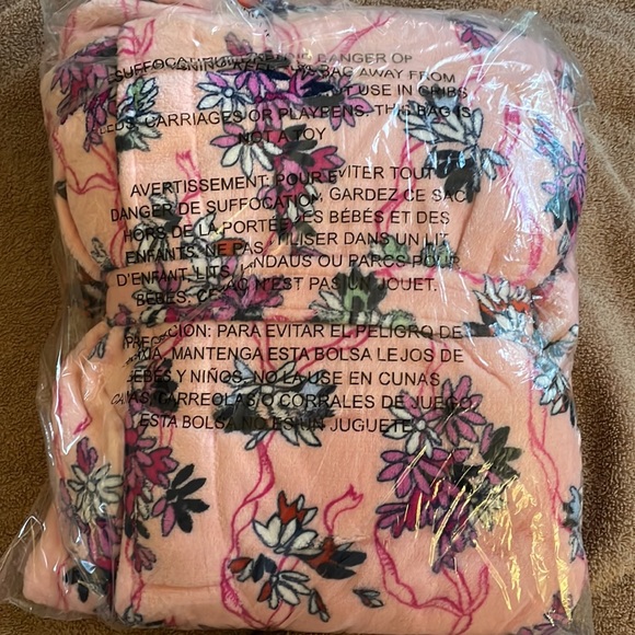 Vera Bradley Plush Fleece Robe NWT - Picture 5 of 5